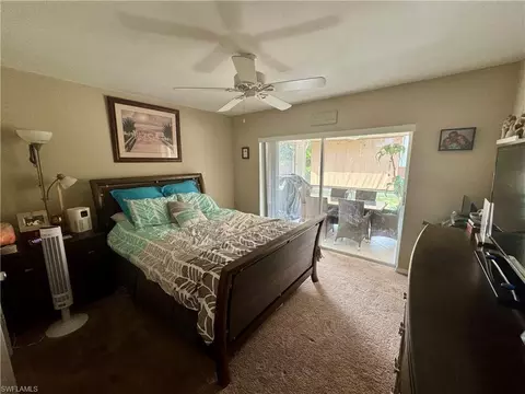 276 Madison Dr, Naples, FL 34110 photo 9
