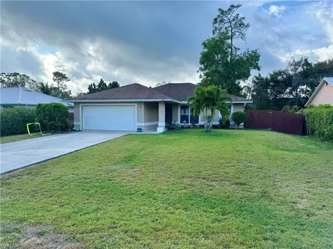 276 Madison Dr, Naples, FL 34110