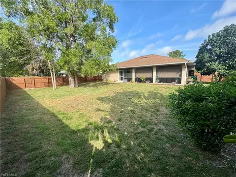 276 Madison Dr, Naples, FL 34110 photo 20