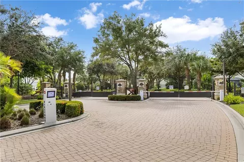 View/Area - 3688 Canopy Cir, Naples, FL 34120 photo 3 of 5