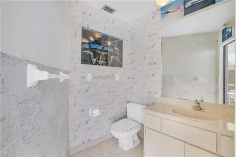 Bath - 1660 Mullet Ct, Naples, FL 34102 photo 5 of 5