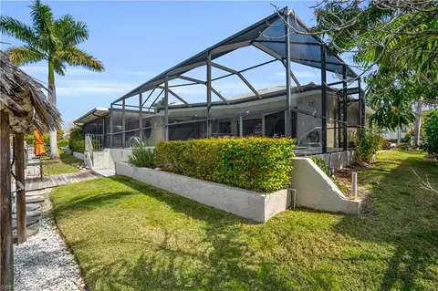 Exterior - 1660 Mullet Ct, Naples, FL 34102 photo 4 of 6