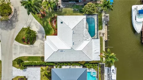 View/Area - 1660 Mullet Ct, Naples, FL 34102 photo 4 of 7