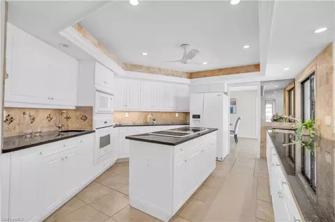 Kitchen - 1660 Mullet Ct, Naples, FL 34102 photo 3 of 5