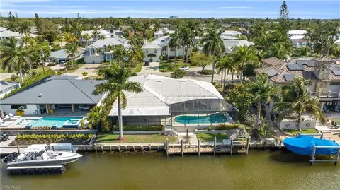 View/Area - 1660 Mullet Ct, Naples, FL 34102 photo 5 of 7