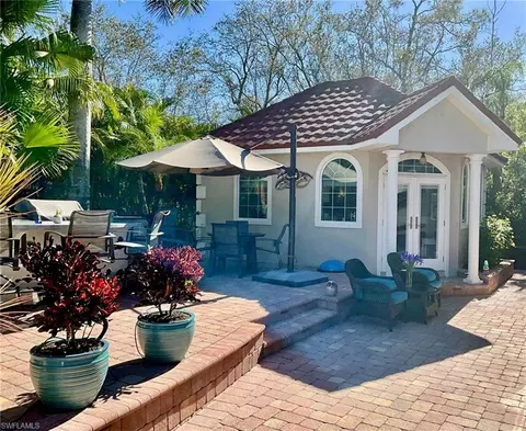 4960 Coach Ln, Naples, FL 34114 photo 3