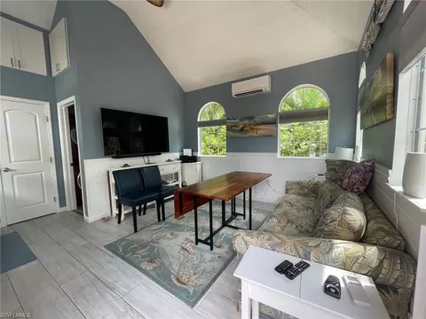 4960 Coach Ln, Naples, FL 34114 photo 10