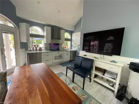 4960 Coach Ln, Naples, FL 34114 photo 7