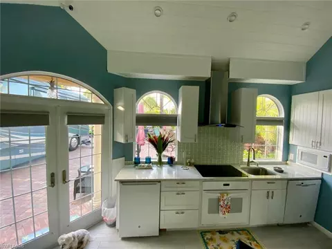 4960 Coach Ln, Naples, FL 34114 photo 5