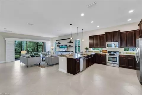 Kitchen - 3491 Pacific Dr, Naples, FL 34119 photo 4 of 5