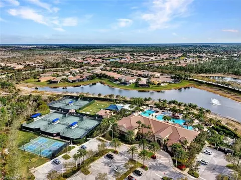 View/Area - 3491 Pacific Dr, Naples, FL 34119 photo 10 of 12