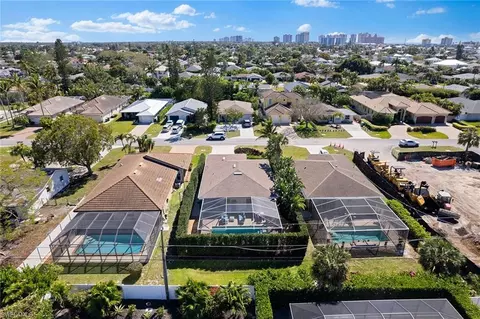 View/Area - 577 106th Ave N, Naples, FL 34108 photo 4 of 6