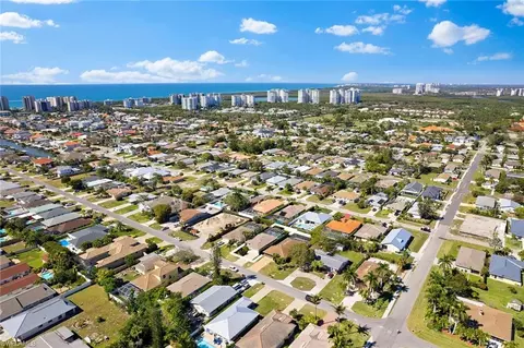 View/Area - 577 106th Ave N, Naples, FL 34108 photo 3 of 6