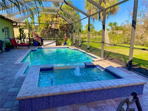 10671 Landau Ln, Bonita Springs, FL 34135
