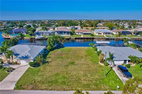 1206 SE 21st Ave, Cape Coral, FL 33990