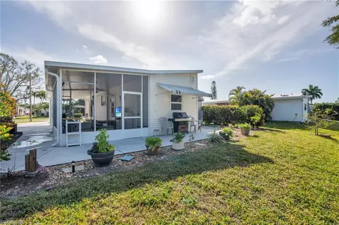 Exterior - 1723 Beverly Dr, Naples, FL 34114 photo 6 of 10