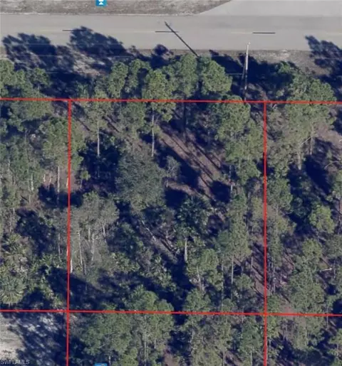740 Jaguar Blvd, Lehigh Acres, FL 33974