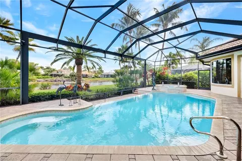 2726 Olde Cypress Dr, Naples, FL 34119