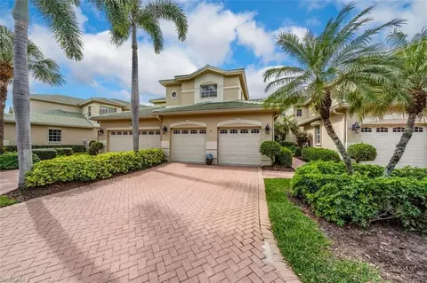 562 Vintage Reserve Ln #20A, Naples, FL 34119