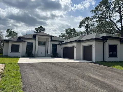 1122 12th Ave NE, Naples, FL 34120