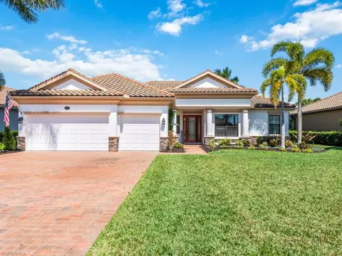 10087 Biscayne Bay Ln, Naples, FL 34120