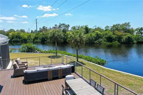 27190 Holly Ln, Bonita Springs, FL 34135