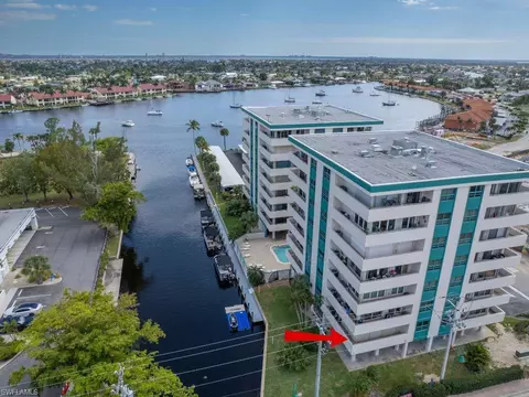 4803 Sunset Ct #104, Cape Coral, FL 33904