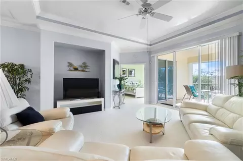 4844 Hampshire Ct #304, Naples, FL 34112