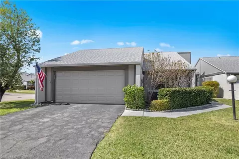 18462 Orangecrest Ct, Lehigh Acres, FL 33936