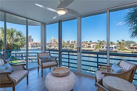305 Park Shore Dr #2-233, Naples, FL 34103