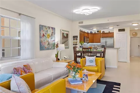 4455 Botanical Place Cir #106, Naples, FL 34112