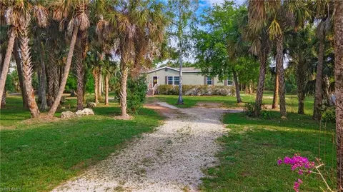 1005 Shady Ln, Naples, FL 34120 photo 7