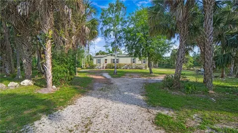 1005 Shady Ln, Naples, FL 34120 photo 6