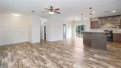 1005 Shady Ln, Naples, FL 34120 photo 14
