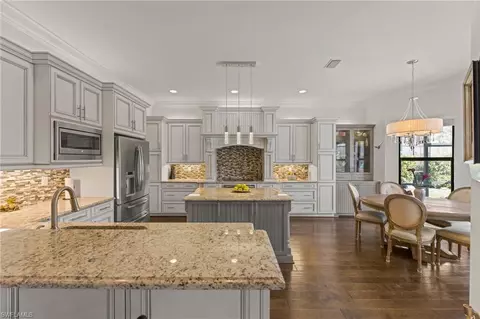Kitchen - 3288 Atlantic Cir, Naples, FL 34119 photo 4 of 4