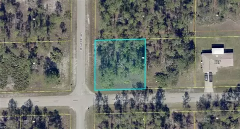 1601 E 14th St, Lehigh Acres, FL 33972
