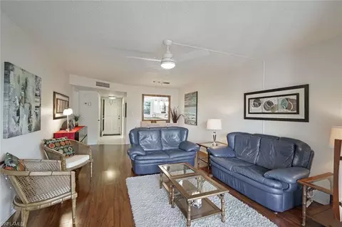 400 Forest Lakes Blvd #304, Naples, FL 34105