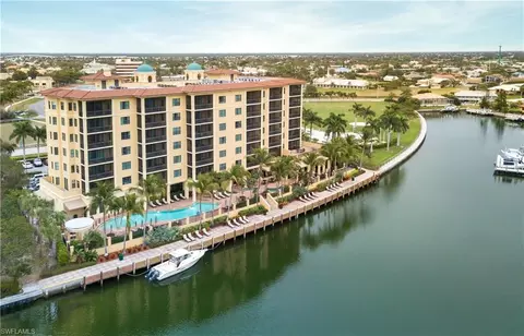 571 Elkcam Cir #605, Marco Island, FL 34145