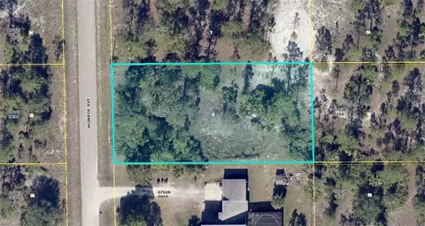 620 Monroe Ave, Lehigh Acres, FL 33972