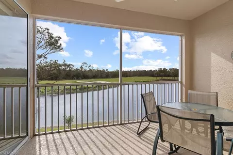 3790 Sawgrass Way #3225, Naples, FL 34112