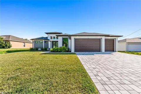 230 SE 6th Ter, Cape Coral, FL 33990
