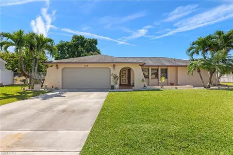 138 Willowick Dr S, Naples, FL 34110