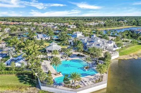 View/Area - 9562 Everglades Dr, Naples, FL 34120 photo 3 of 4