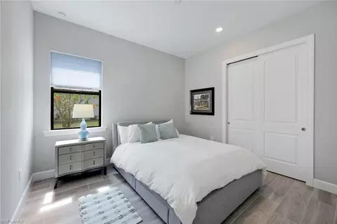 Bedroom - 9562 Everglades Dr, Naples, FL 34120 photo 5 of 6