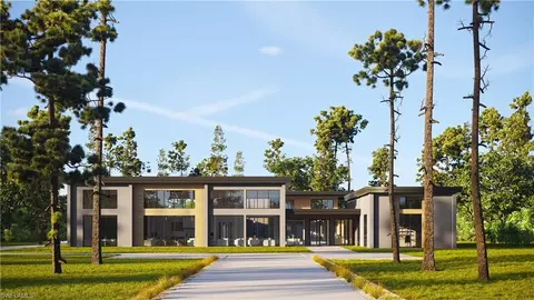 1152 Oakes Blvd, Naples, FL 34119