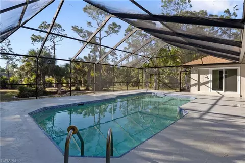 417 Canton Ave, Lehigh Acres, FL 33972