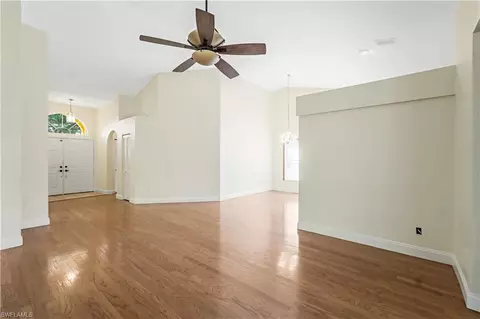 6761 Berwick Pl, Naples, FL 34104 photo 4
