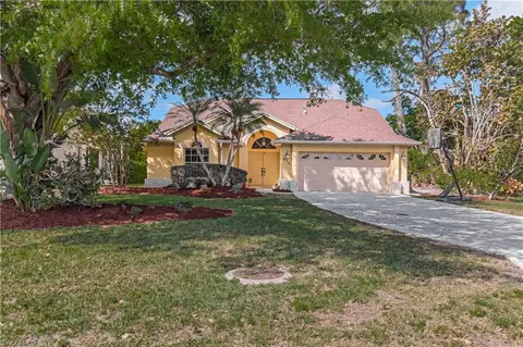 6761 Berwick Pl, Naples, FL 34104
