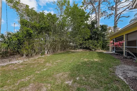 6761 Berwick Pl, Naples, FL 34104 photo 18