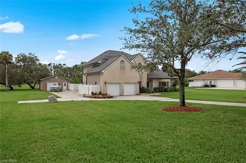15630 Idalia Dr, Alva, FL 33920